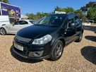 2010-suzuki-sx4-small-0