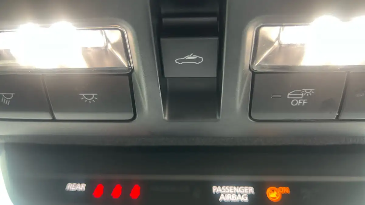 2022-mazda-mazda3-20-sport-lux-186ps-hatchback-5d-auto-big-41
