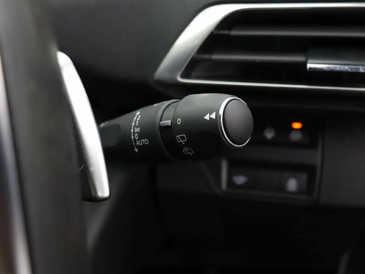 2021-peugeot-3008-suv-16-puretech-gt-premium-180bhp-ss-eat8-big-43