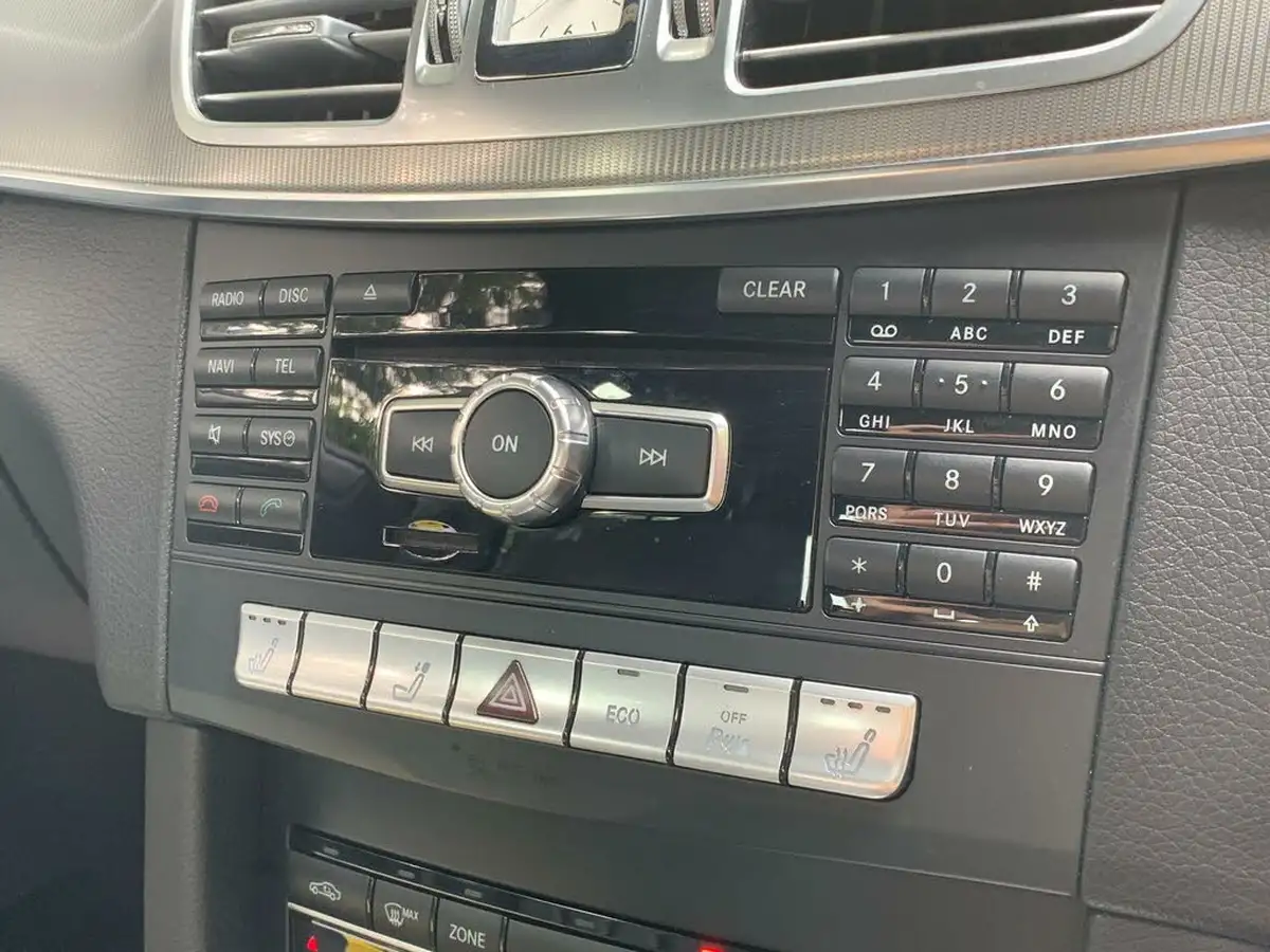 2013-mercedes-benz-e-class-21td-e220-cdi-se-21cdi-170bhp-saloon-4d-7g-tronic-plus-big-15
