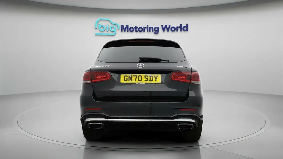2020-mercedes-benz-glc-class-20d-glc220d-amg-line-station-wagon-5d-4matic-plus-big-5