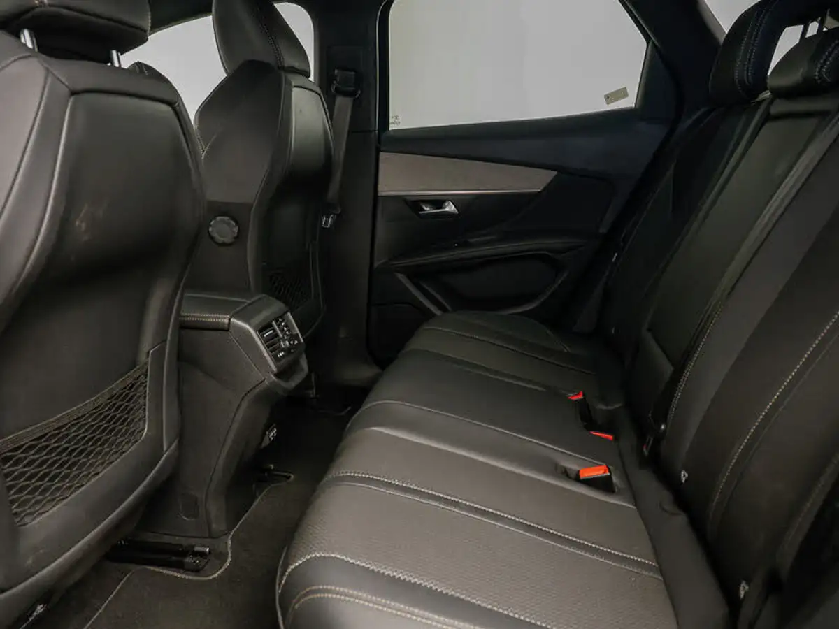 2024-peugeot-3008-suv-12-puretech-gt-136ps-hybrid-e-dsc6-big-5
