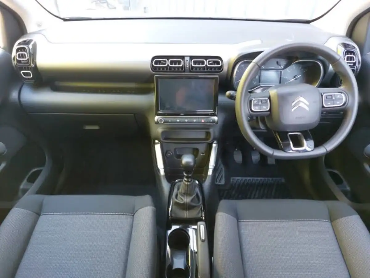 2023-citroen-c3-aircross-12-puretech-shine-110ps-big-2