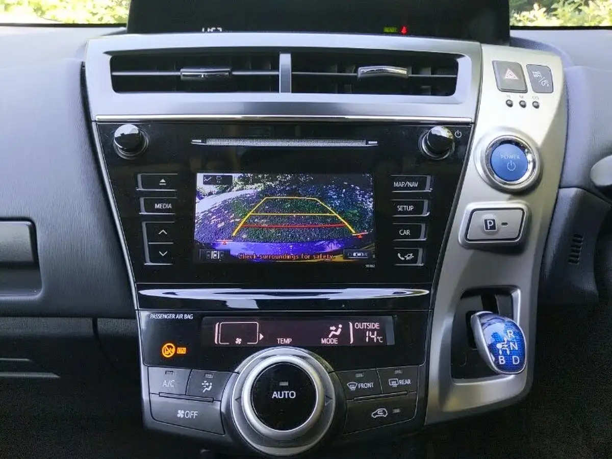 2020-toyota-prius-18-vvt-i-excel-big-9