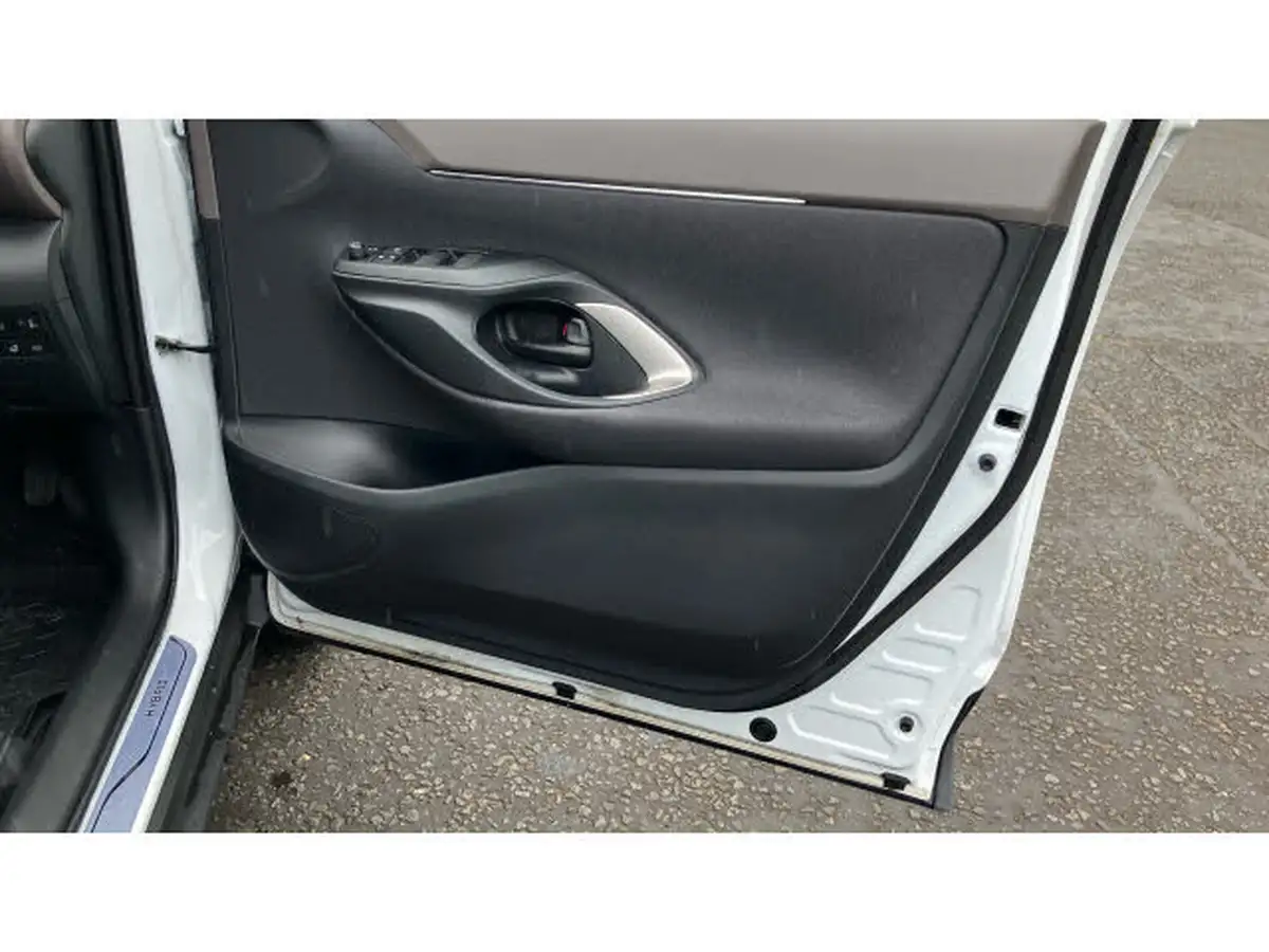 2024-toyota-yaris-cross-15-vvt-i-excel-awd-i-big-29