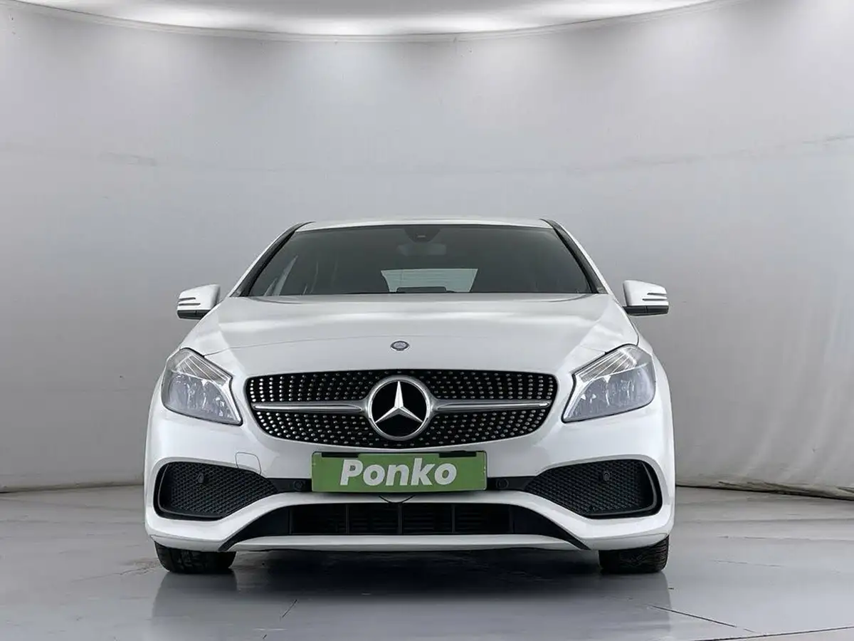 2016-mercedes-benz-a-class-15d-a180d-amg-line-ss-big-13