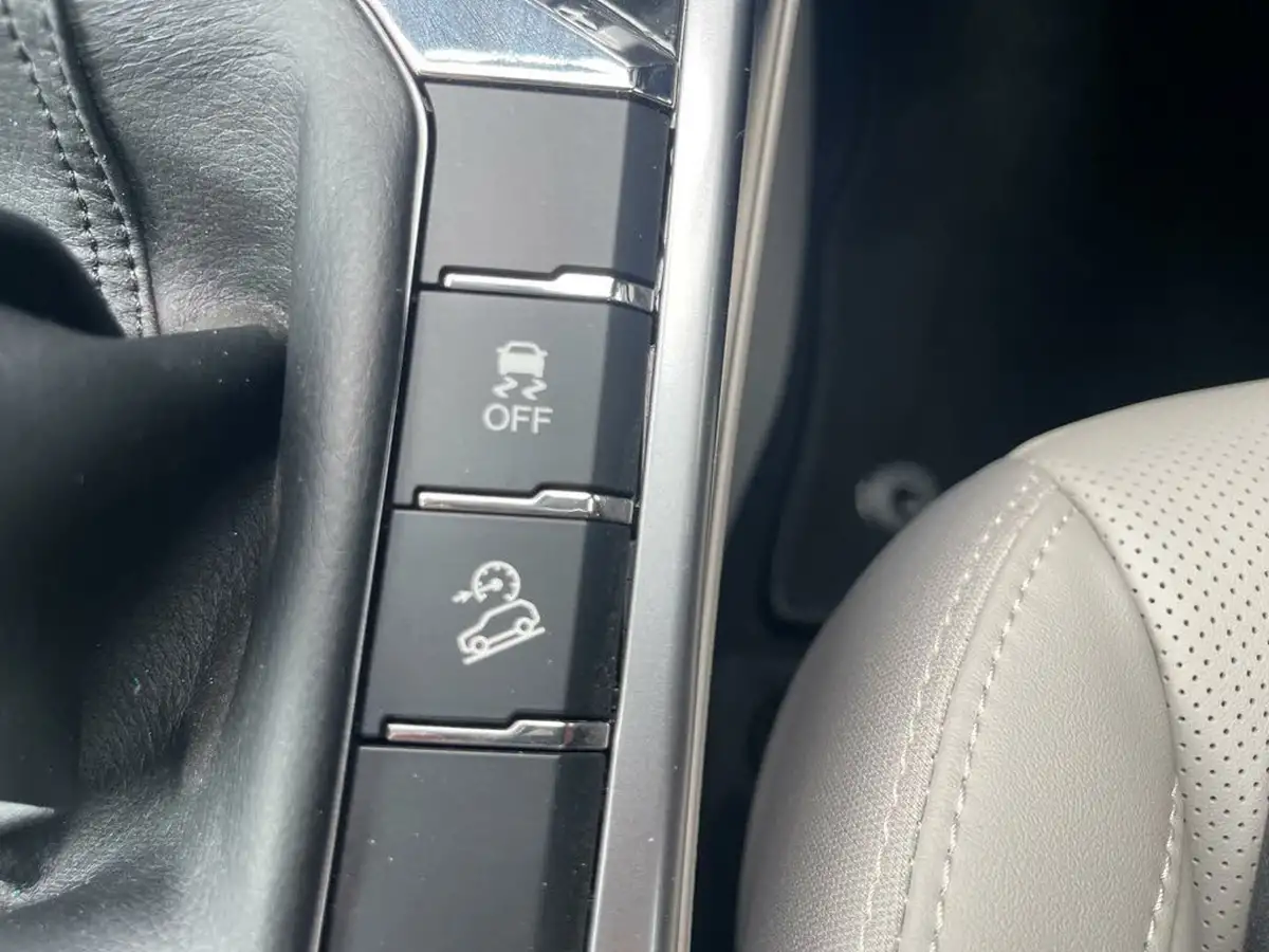 2024-kgm-ssangyong-korando-15-k40-big-53