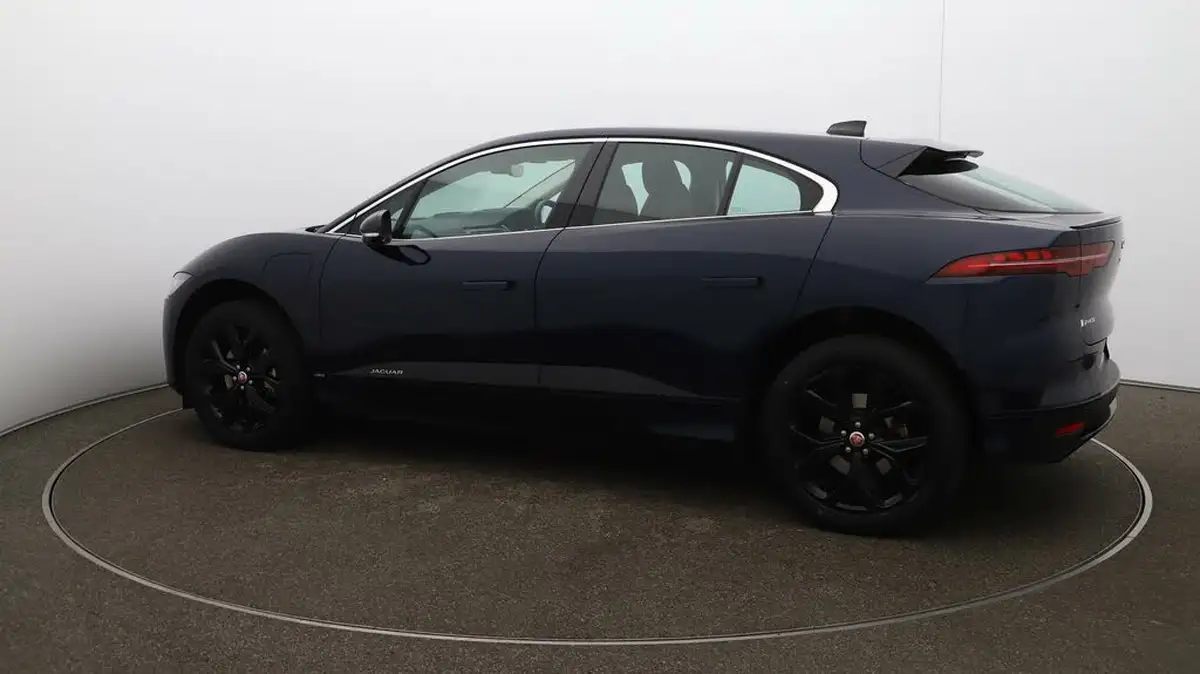 2021-jaguar-i-pace-ev400-hse-big-47