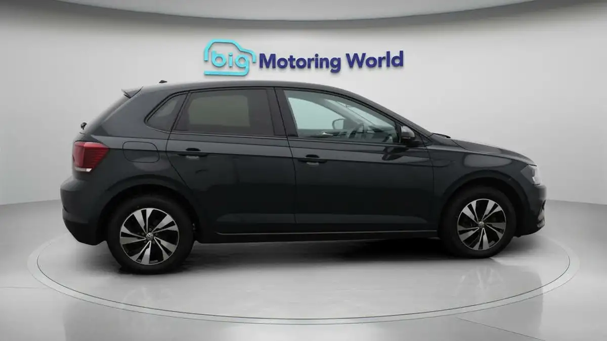 2020-volkswagen-polo-10-tsi-match-big-8