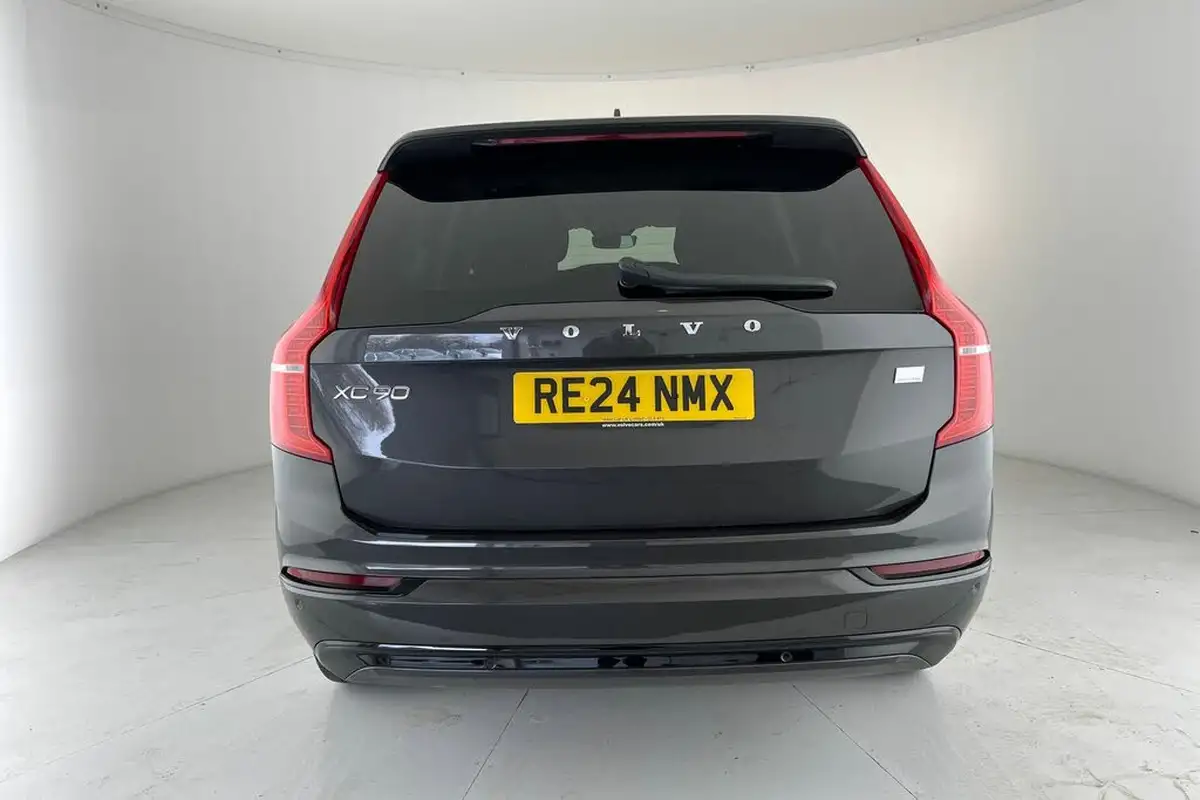 2024-volvo-xc90-20-t8-plus-big-20