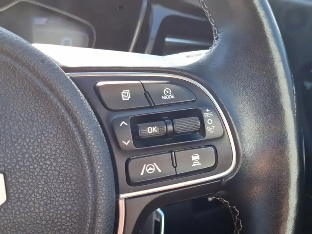 2022-kia-niro-16-gdi-3-156kwh-big-12