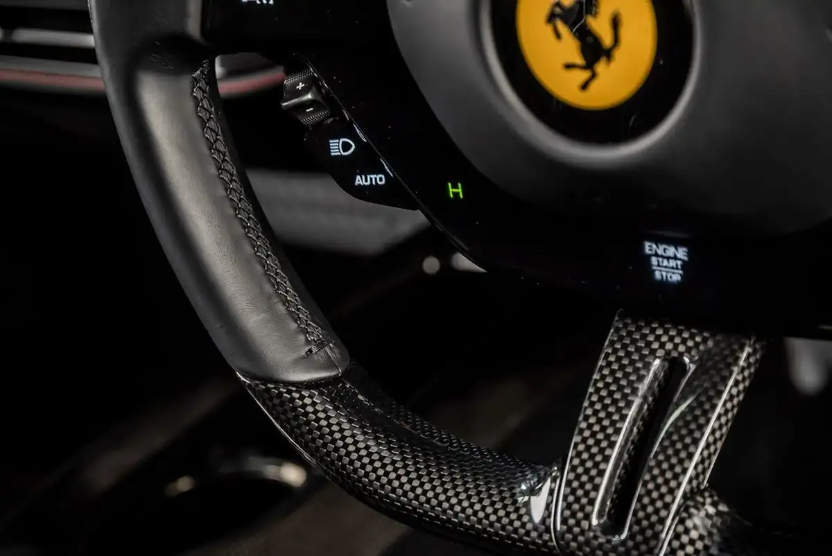 2021-ferrari-sf90-stradale-big-39