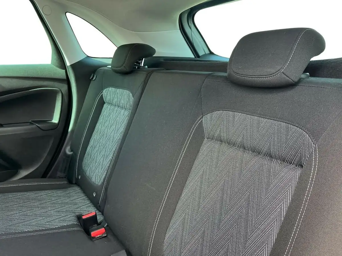 2020-vauxhall-crossland-x-12i-griffin-big-8