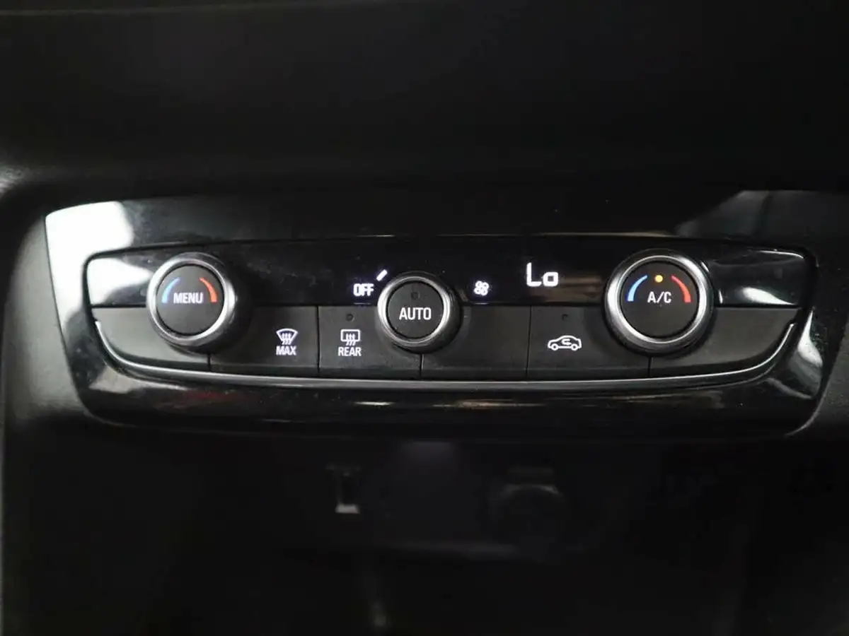 2022-vauxhall-corsa-12-turbo-gs-line-100ps-big-28