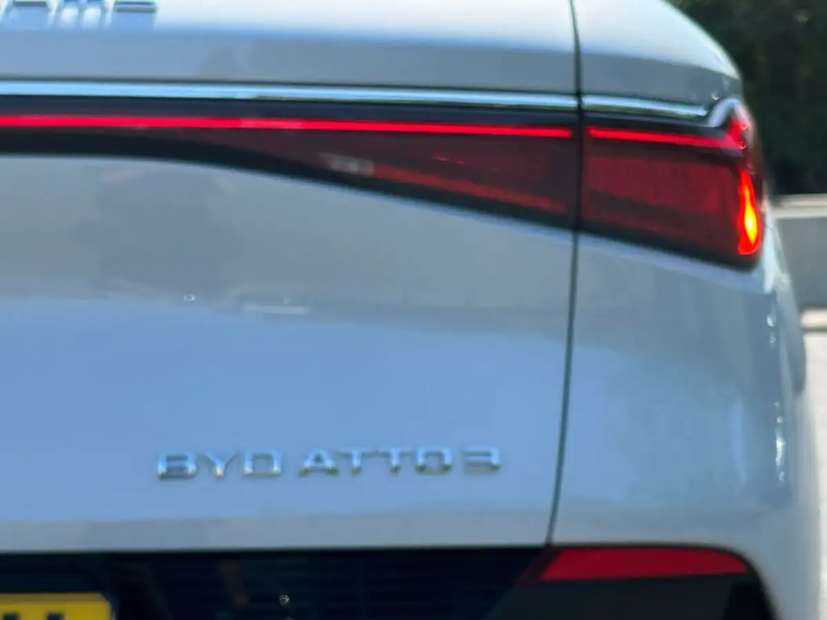 2024-byd-atto-3-e-design-big-28