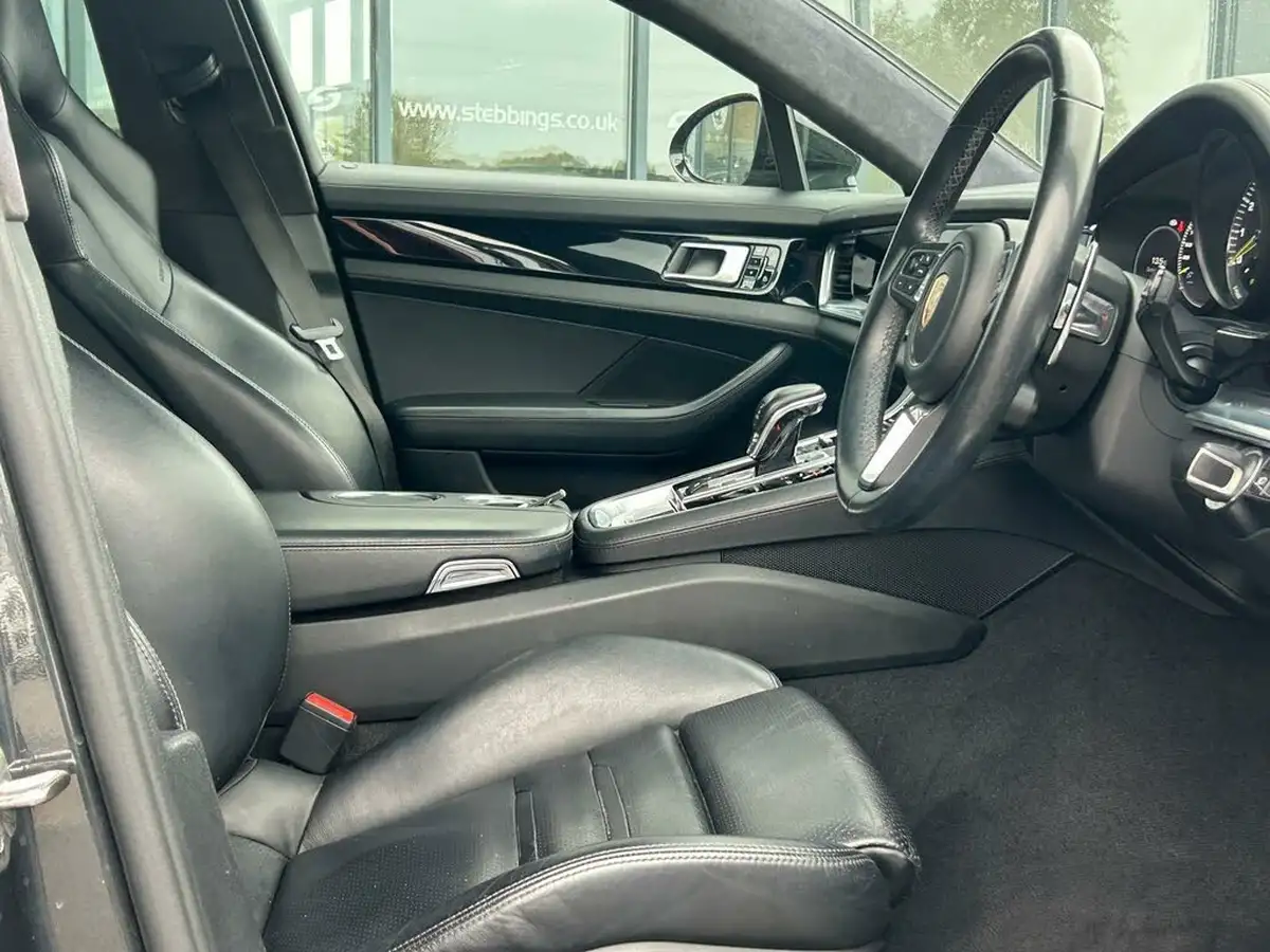 2019-porsche-panamera-40-turbo-s-e-hybrid-hatchback-big-1