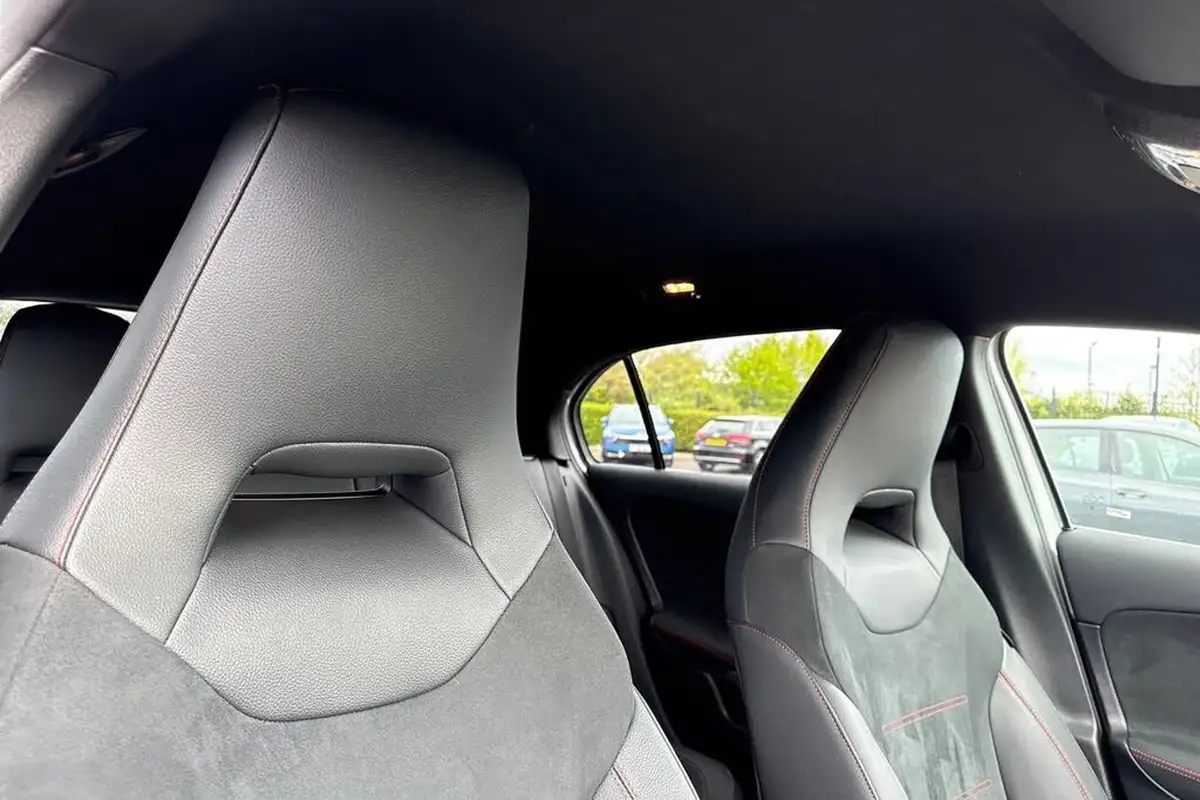 2023-mercedes-benz-a-class-13-a200-amg-line-executive-hatchback-5d-big-23