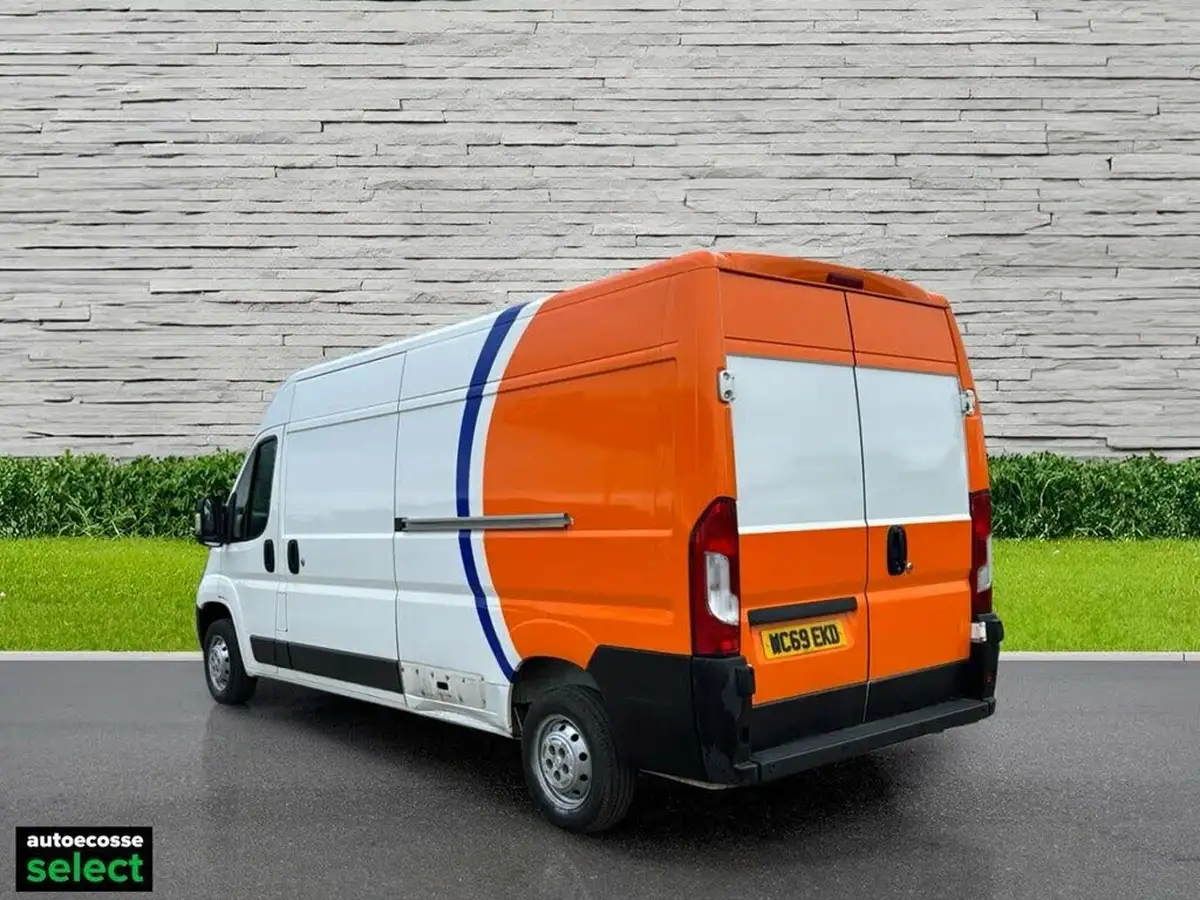 2019-peugeot-boxer-22-bluehdi-professional-335-l3-h2-panel-big-3