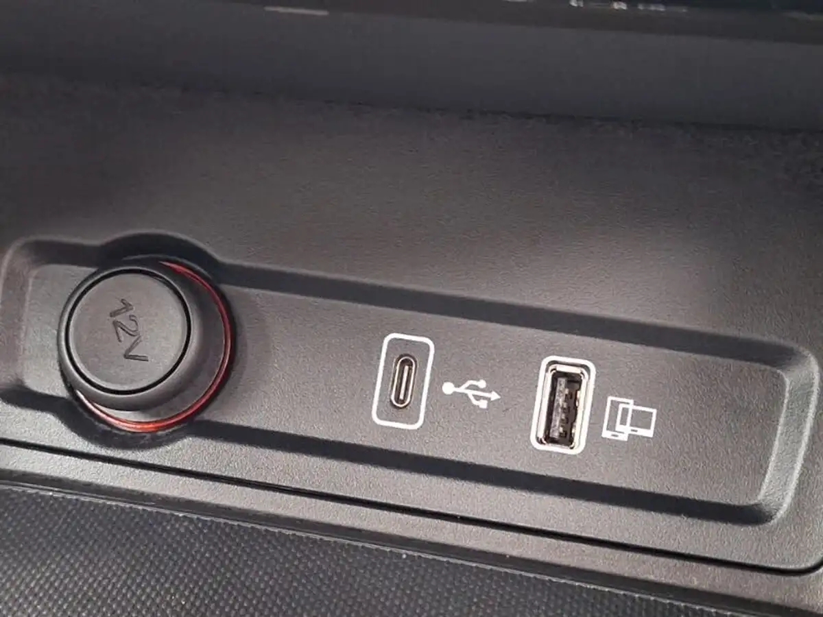 2024-mg-zs-suv-e-trophy-connect-ev-176ps-big-10