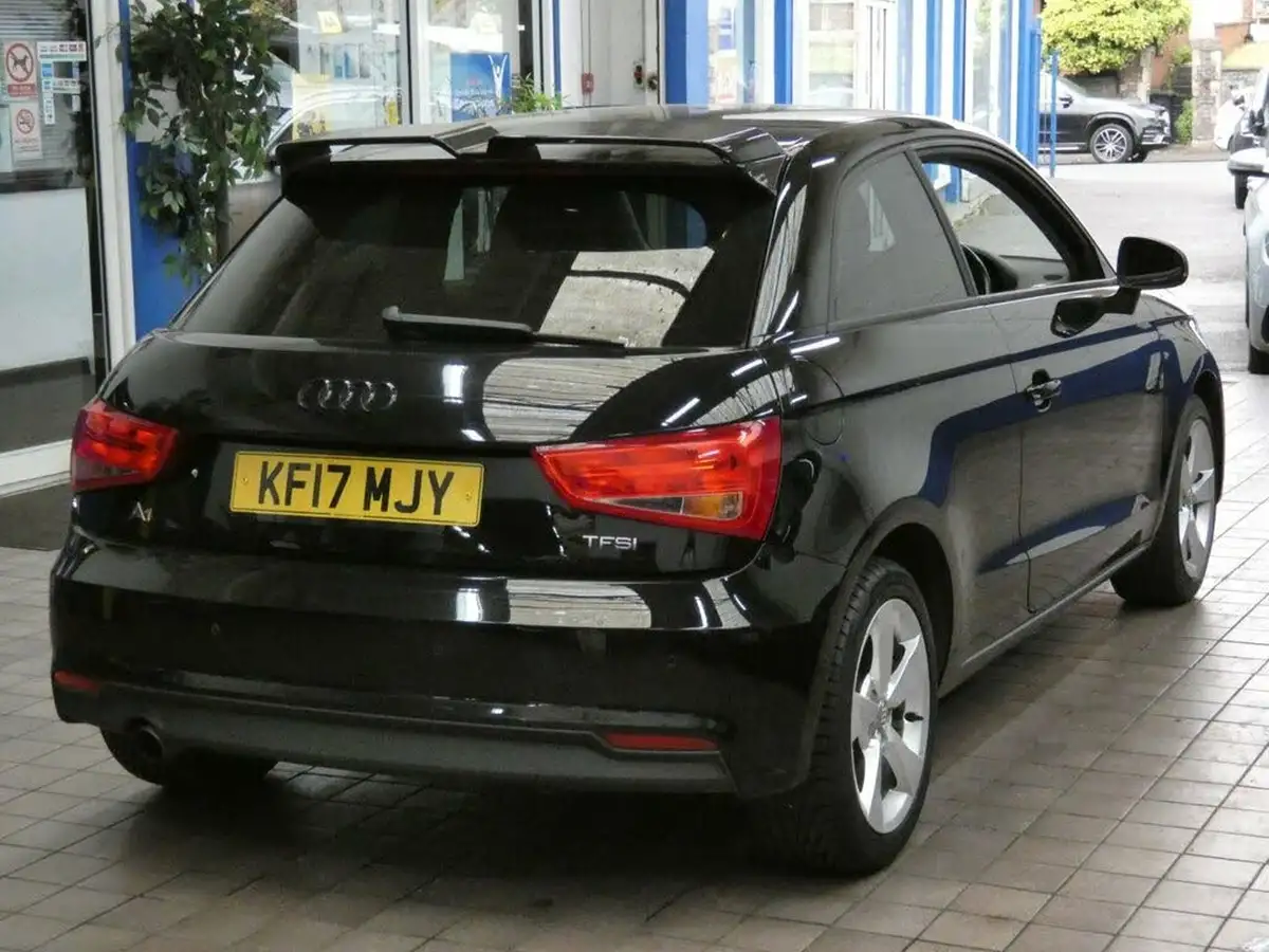 2017-audi-a1-10-tfsi-sport-hatchback-3d-big-30
