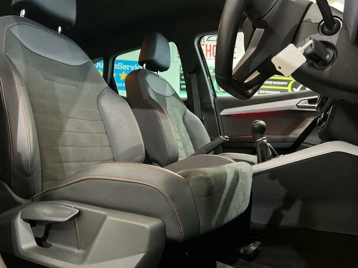 2022-seat-arona-10-tsi-fr-sport-big-27