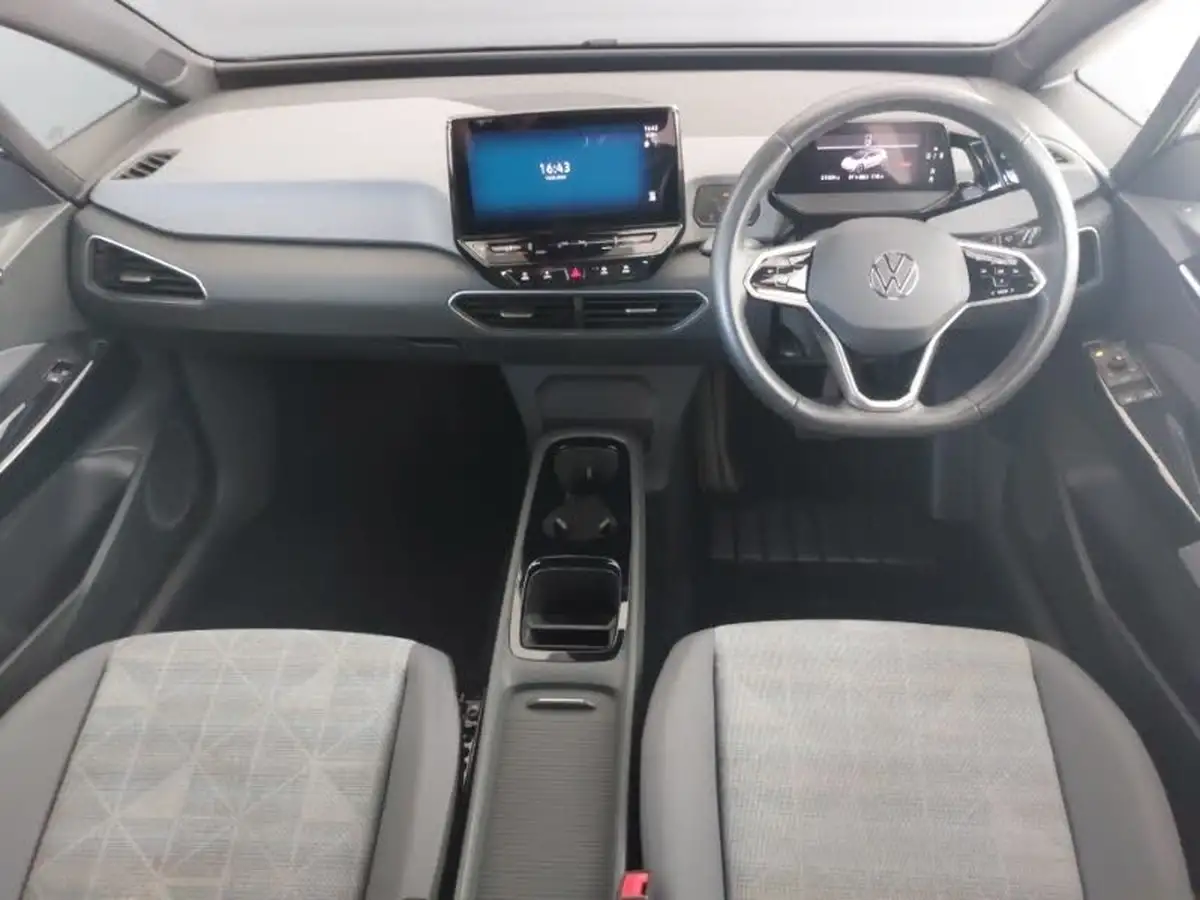 2022-volkswagen-id3-e-life-204ps-58kwh-pro-performance-big-2