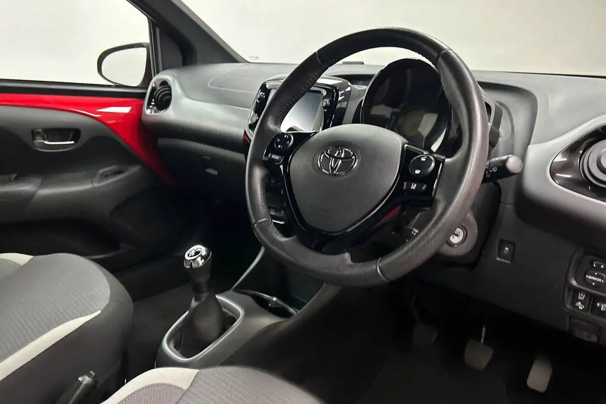 2021-toyota-aygo-10-vvt-i-x-trend-tss-big-6