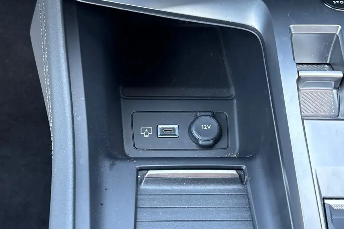 2024-peugeot-308-sw-12-puretech-allure-130ps-ss-eat8-big-55