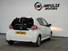 2013-toyota-aygo-10-aygo-fire-5d-small-6