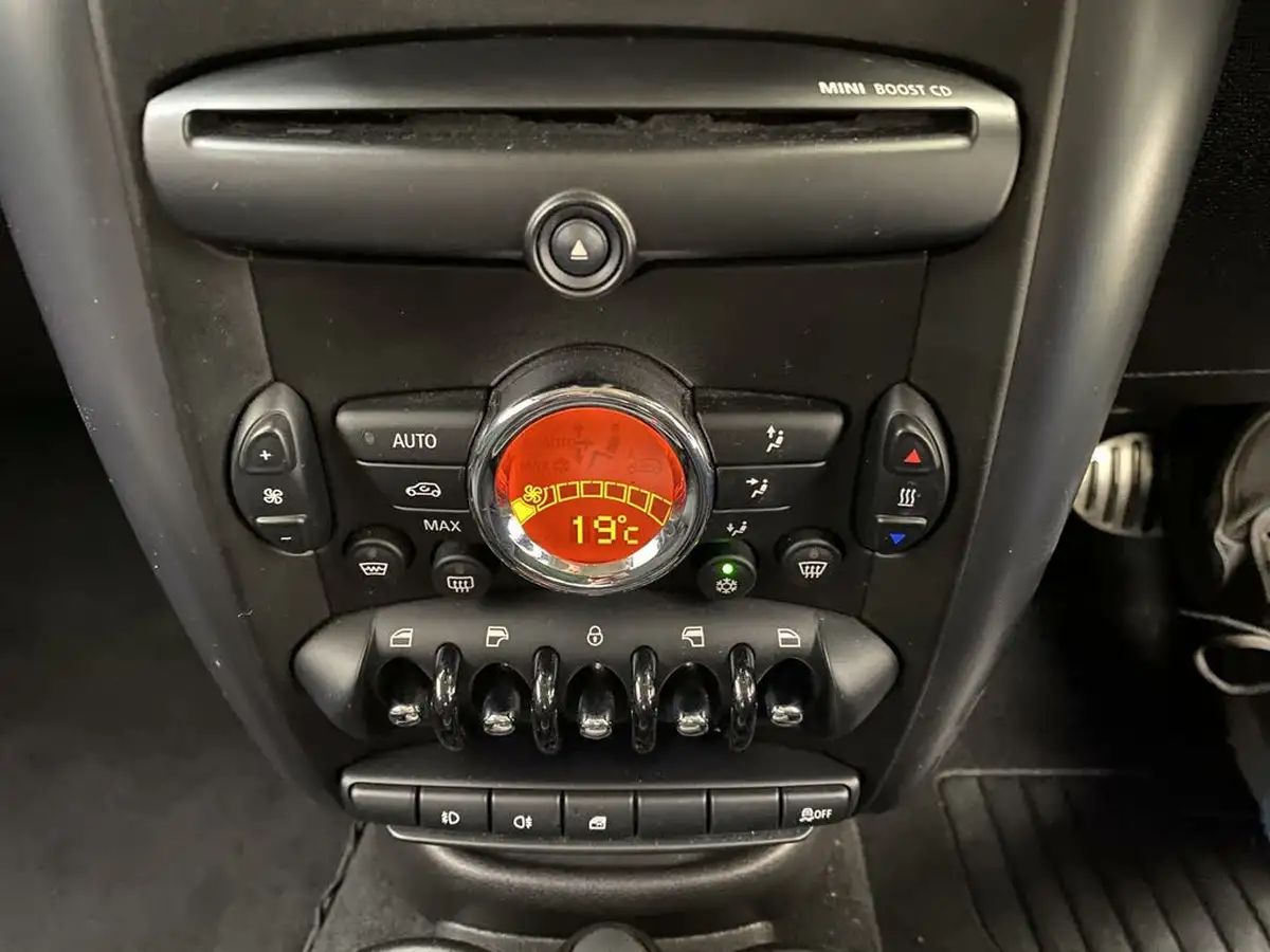 2012-mini-countryman-16-cooper-s-auto-big-49