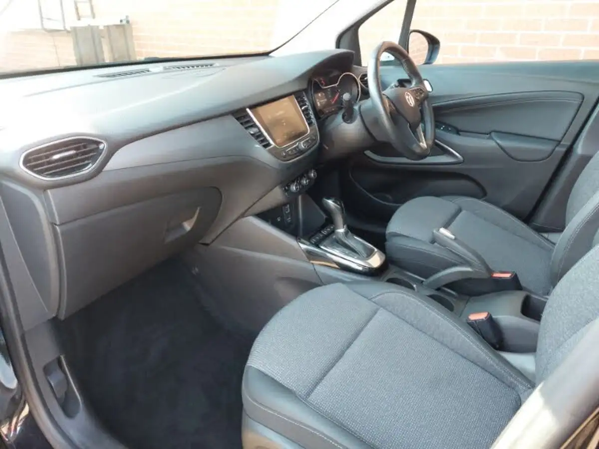 2021-vauxhall-crossland-12-elite-nav-130ps-auto-big-4
