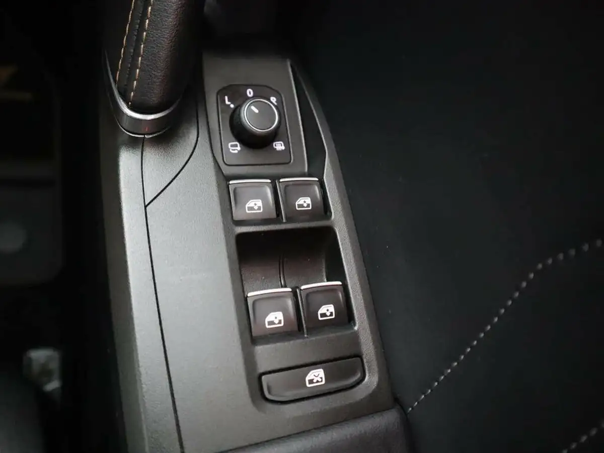 2022-cupra-formentor-14-e-hybrid-vz2-big-40