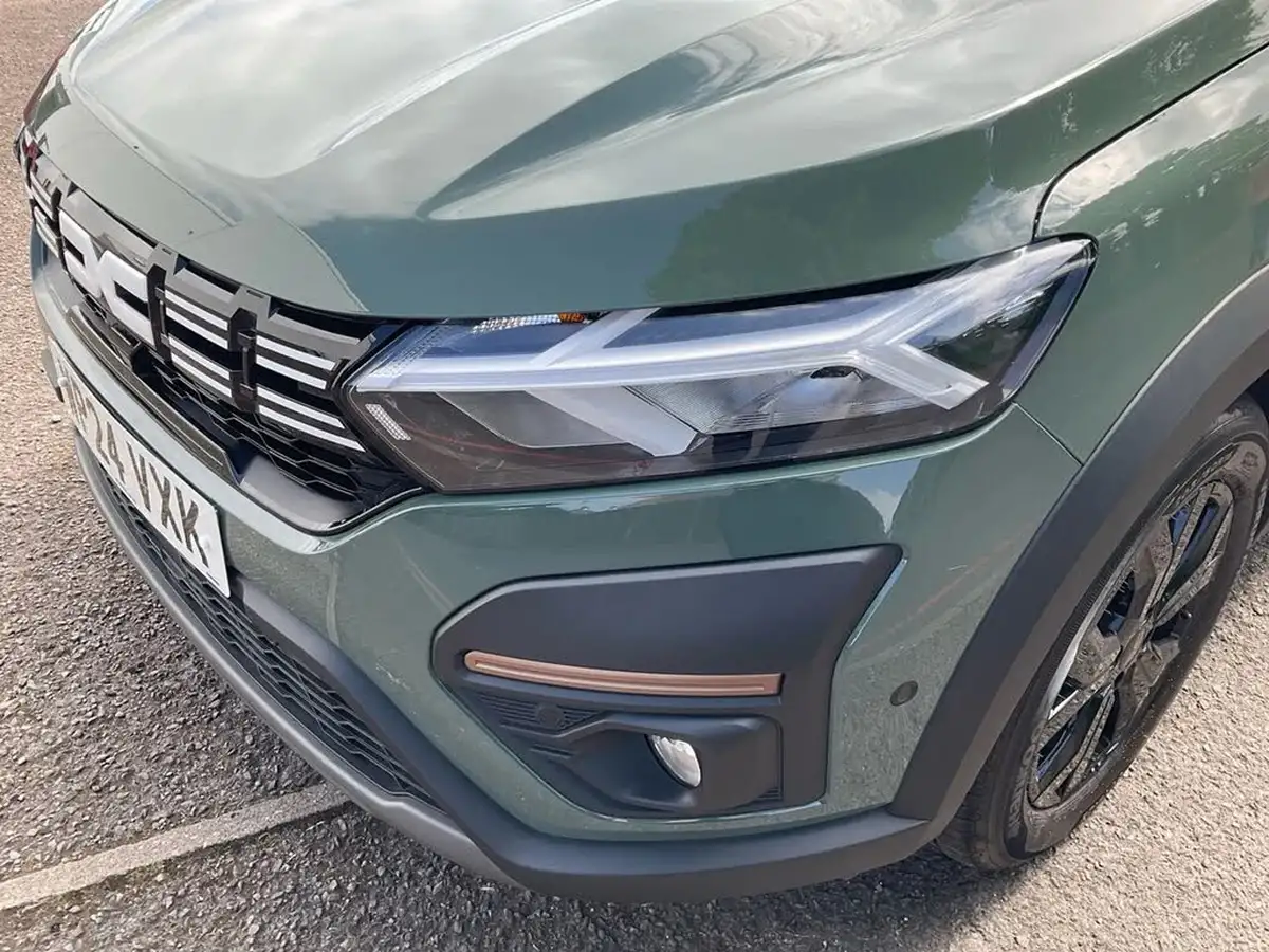 2024-dacia-jogger-10-tce-extreme-big-17