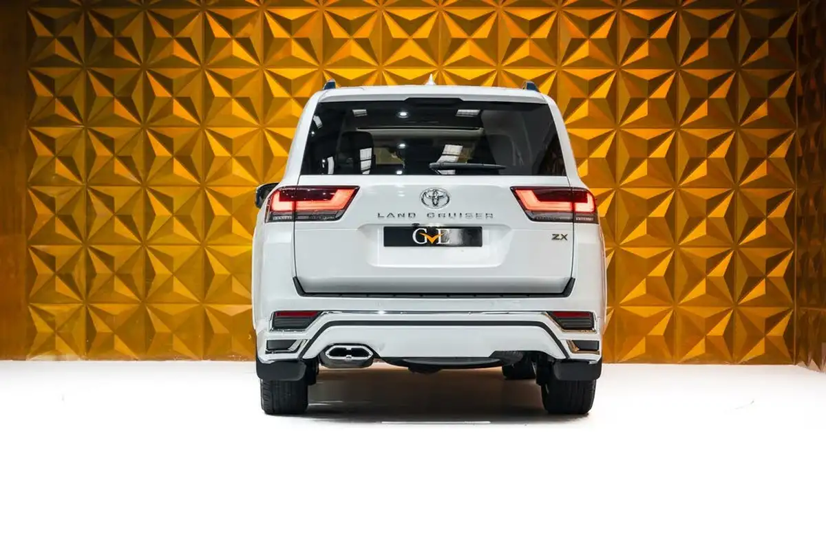 2024-toyota-land-cruiser-big-6