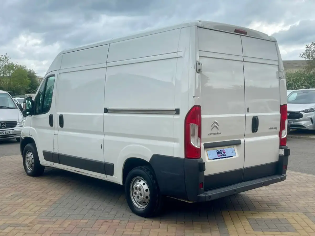 2018-citroen-relay-20bluehdi-35-l2h2-big-7