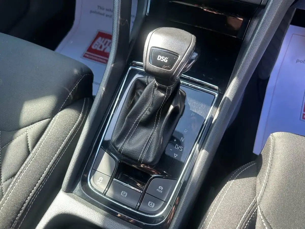 2019-skoda-karoq-15-tsi-sportline-dsg-big-22