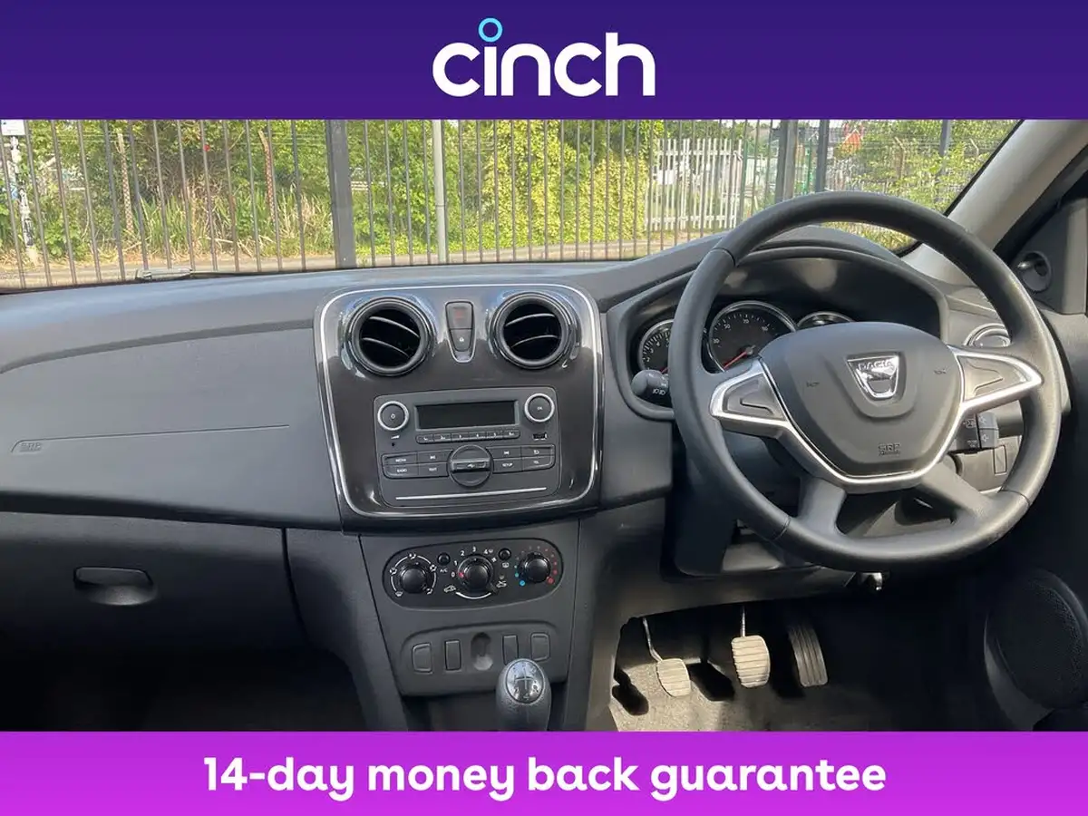 2018-dacia-sandero-10-sce-essential-big-14