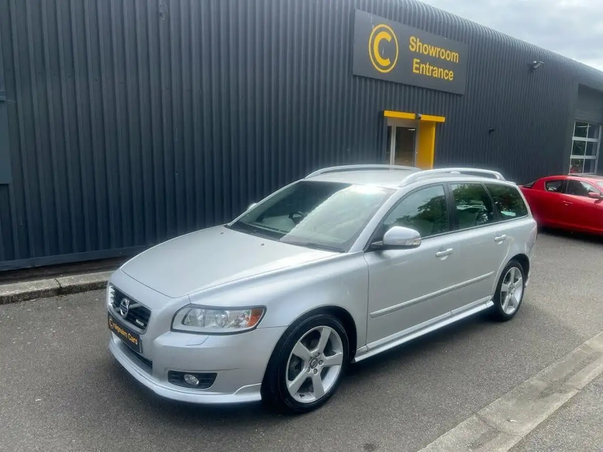 2012-volvo-v50-16td-r-design-115ps-big-11