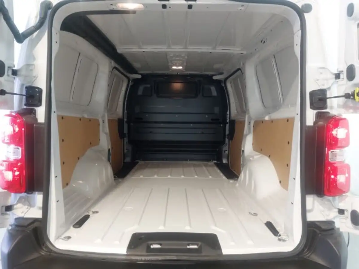 2024-peugeot-expert-15-bluehdi-professional-long-big-7