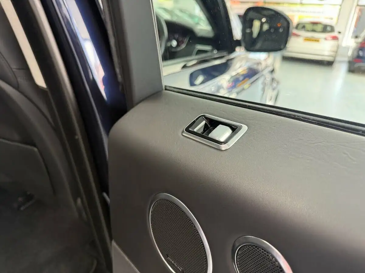 2019-land-rover-range-rover-sport-30-sdv6-autobiography-dynamic-big-9