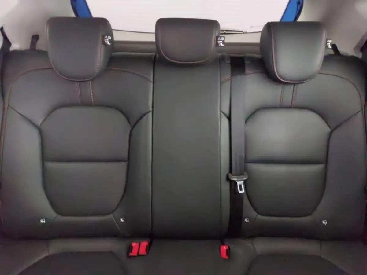 2024-mg-zs-suv-10t-gdi-exclusive-big-17