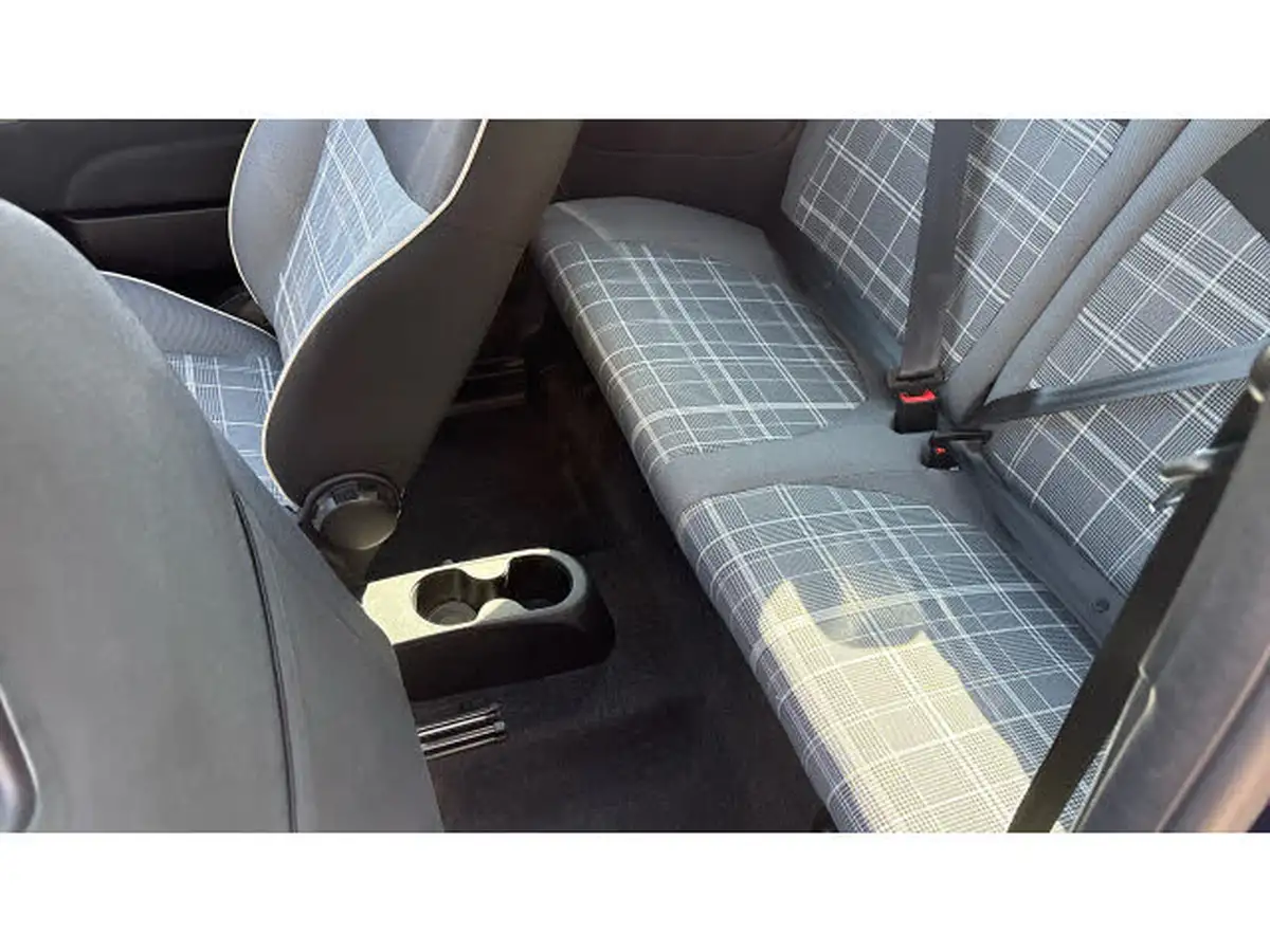 2020-fiat-500-10-lounge-big-15