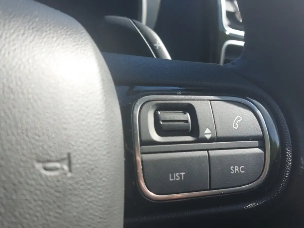 2024-citroen-c5-aircross-12-puretech-e-series-big-11