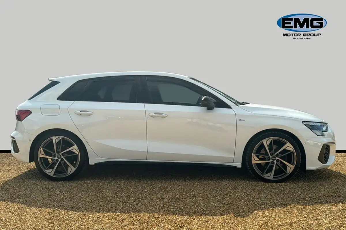 2021-audi-a3-15-35-tfsi-edition-1-sportback-5d-big-3