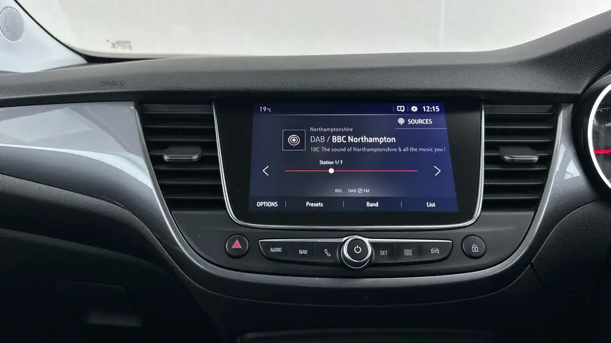 2019-vauxhall-crossland-x-12-elite-nav-83ps-big-16