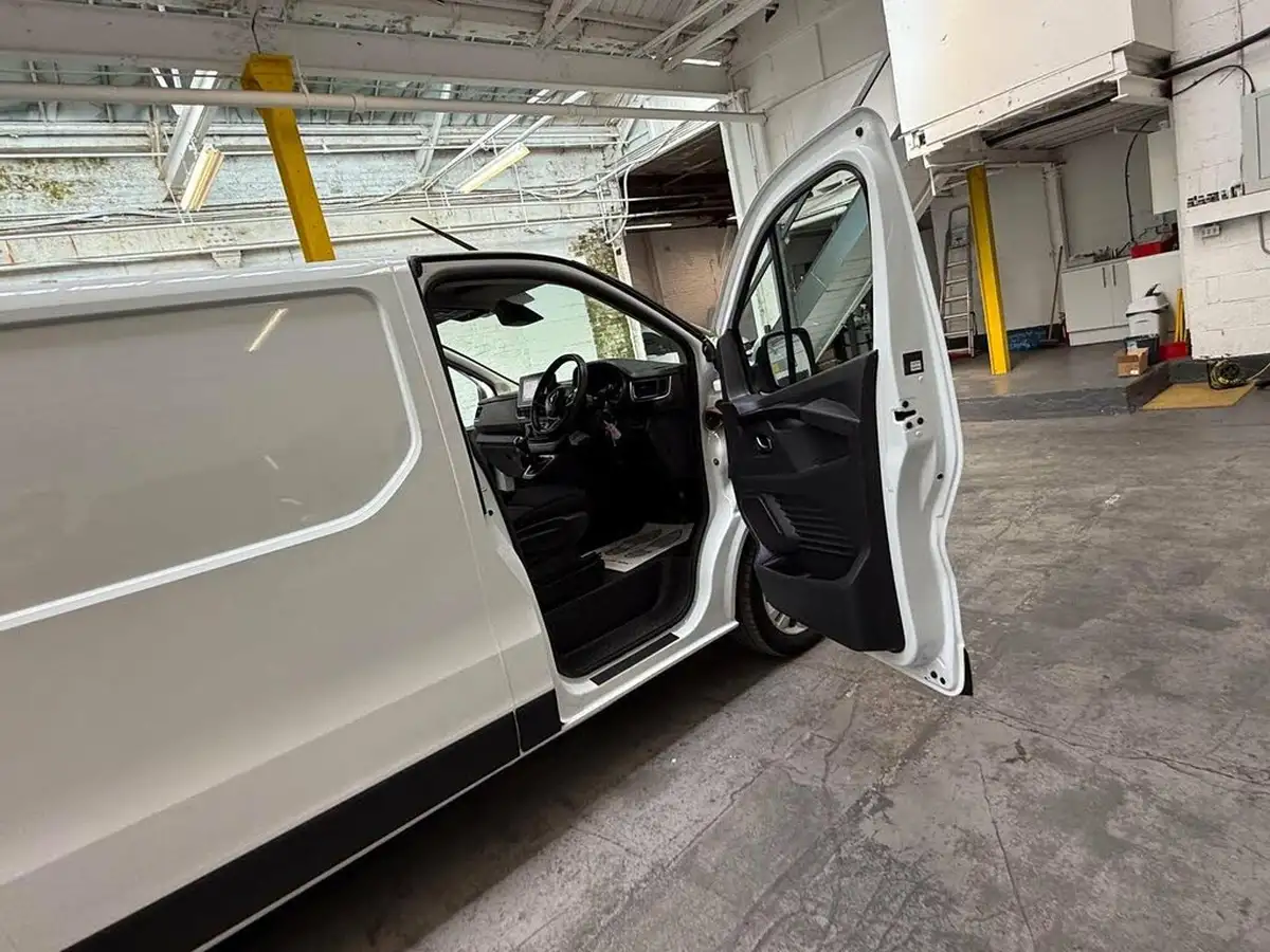 2022-renault-trafic-20dci-sl28-130-sport-big-30