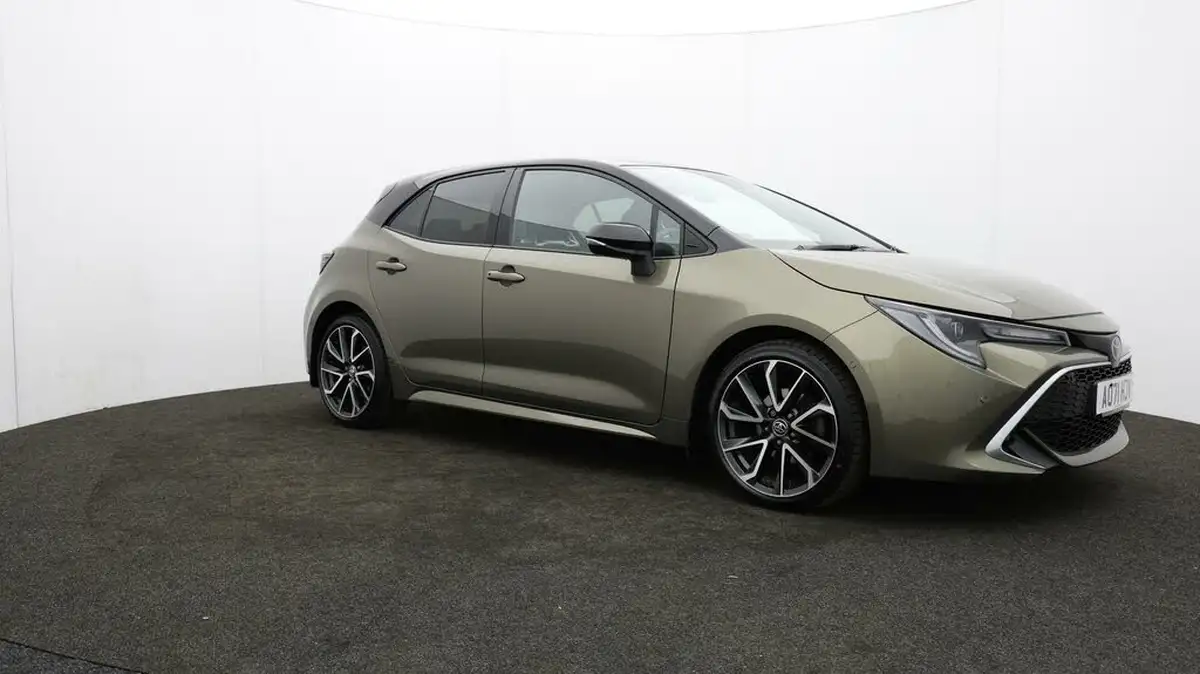 2022-toyota-corolla-18-vvt-i-excel-120bhp-trk-hatchback-big-42