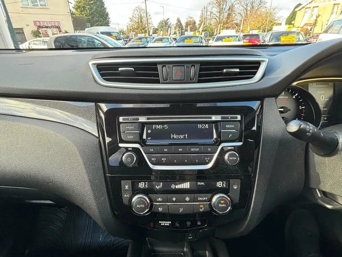 2017-nissan-x-trail-16dci-acenta-7-seat-ss-xtronic-cvt-big-3