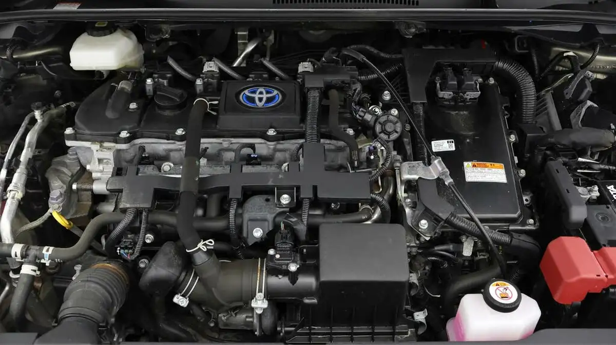2022-toyota-corolla-18-vvt-i-excel-120bhp-trk-hatchback-big-18