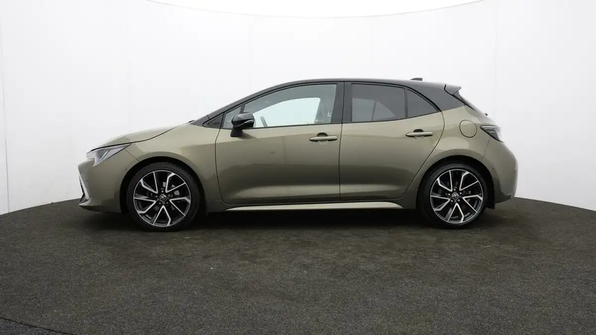 2022-toyota-corolla-18-vvt-i-excel-120bhp-trk-hatchback-big-66